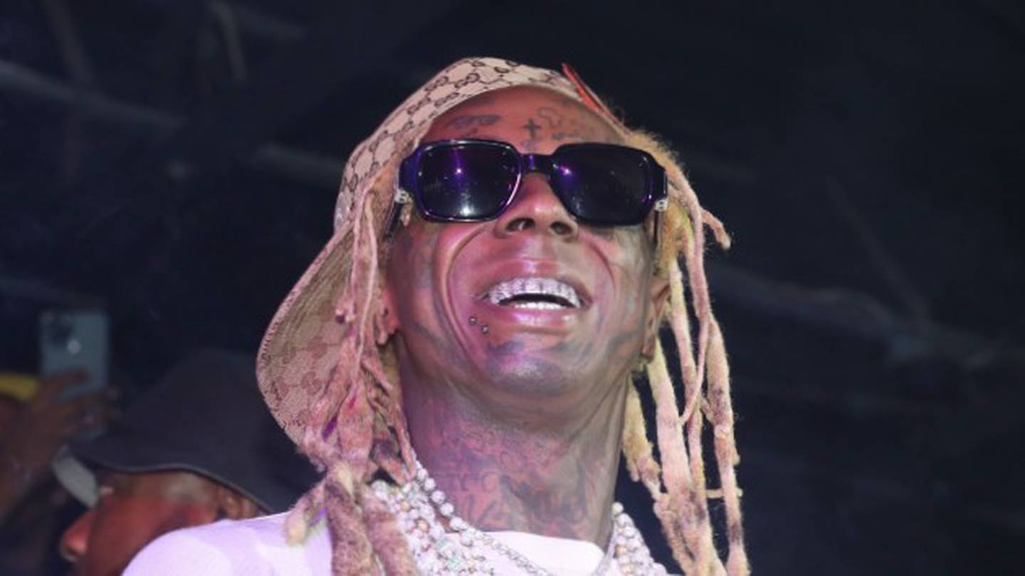 Lil Wayne postpones Lil Weezyana Fest KISS 104.1 FM