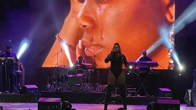 KISS 104.1 Presents: An Evening of R&B with Ashanti & Lloyd
